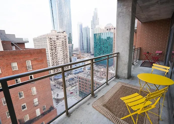 Prime 2br Skyline - 5 Min To Museum Campus Apartment
