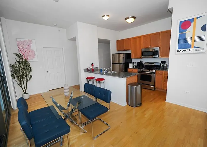 Prime 2br Skyline - 5 Min To Museum Campus *